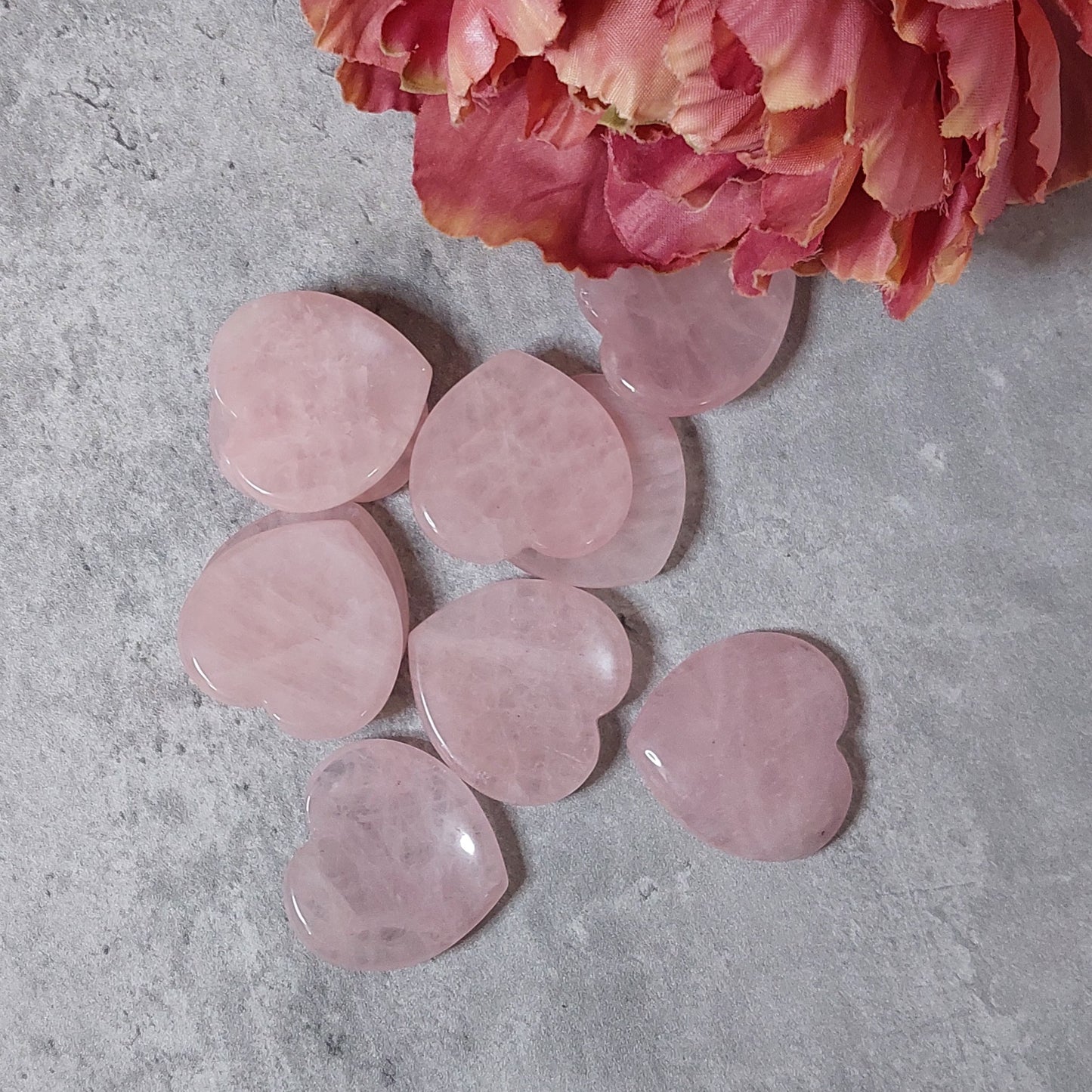 Huolikivi, sydän ruusukvartsi (B3.2)