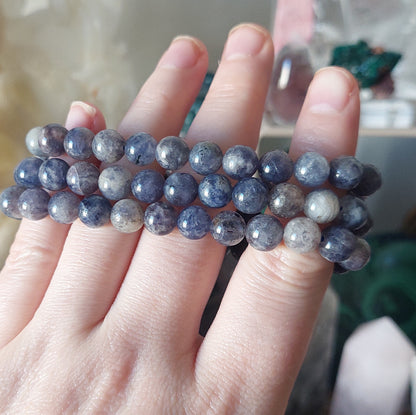 Rannekoru 8mm ioliitti