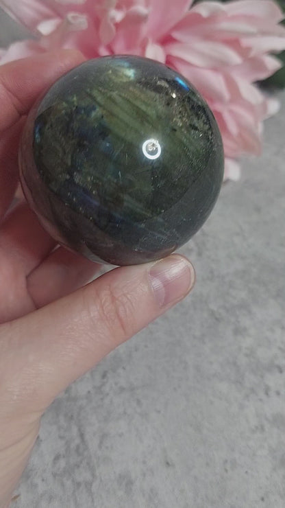 Pallo, labradoriitti 6cm